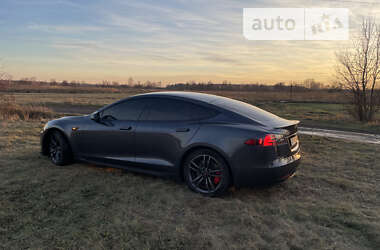 Ліфтбек Tesla Model S 2020 в Броварах