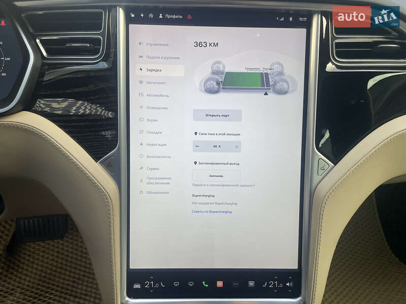 Лифтбек Tesla Model S 2016 в Киеве