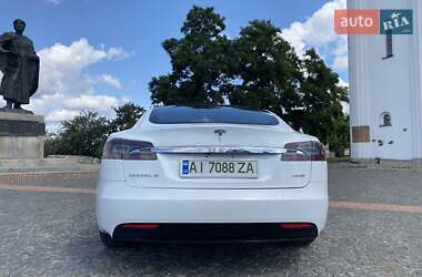 Лифтбек Tesla Model S 2018 в Киеве