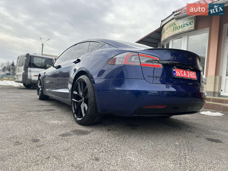 Лифтбек Tesla Model S 2018 в Полтаве