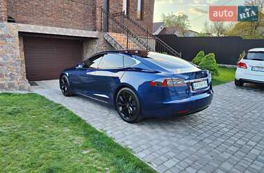 Ліфтбек Tesla Model S 2017 в Києві