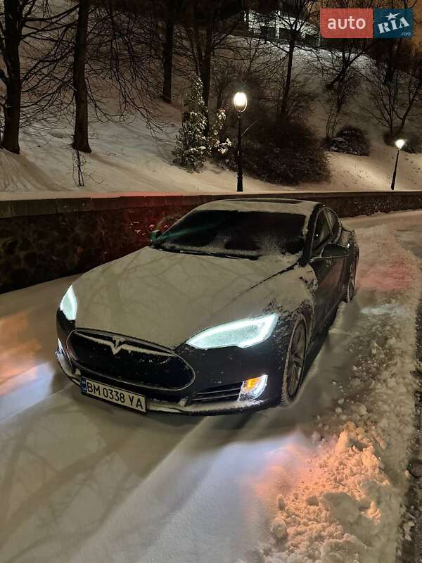 Ліфтбек Tesla Model S 2014 в Сумах фото 9 Ліфтбек Tesla Model S 2014 в Сумах