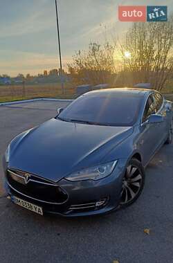 tesla model-s 2014 в Суми від професійного продавця Сергій