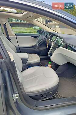 Ліфтбек Tesla Model S 2014 в Сумах фото 16 Ліфтбек Tesla Model S 2014 в Сумах