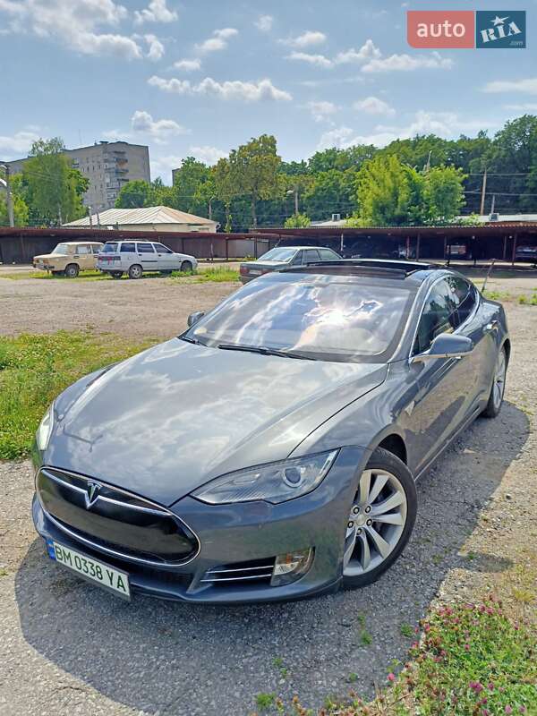 Ліфтбек Tesla Model S 2014 в Сумах фото 12 Ліфтбек Tesla Model S 2014 в Сумах