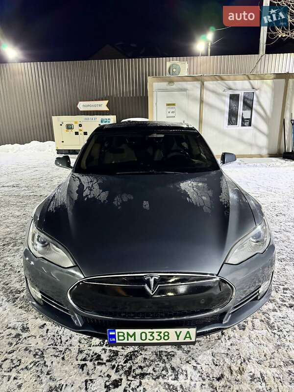 Ліфтбек Tesla Model S 2014 в Сумах фото 8 Ліфтбек Tesla Model S 2014 в Сумах