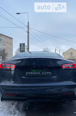 Лифтбек Tesla Model S 2023 в Тернополе