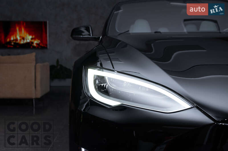 Лифтбек Tesla Model S 2019 в Одессе