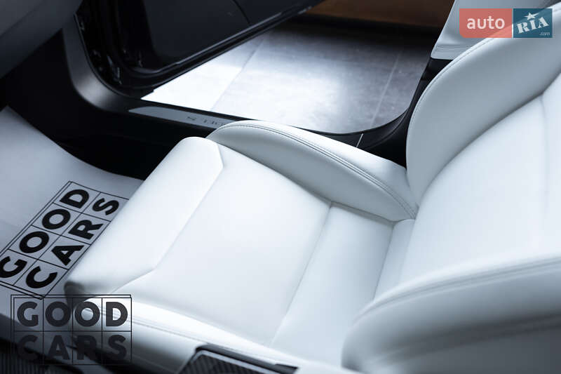 Лифтбек Tesla Model S 2019 в Одессе