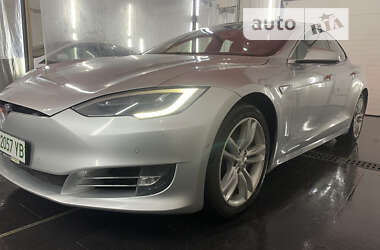 Лифтбек Tesla Model S 2014 в Обухове