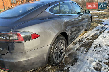 Лифтбек Tesla Model S 2018 в Борисполе
