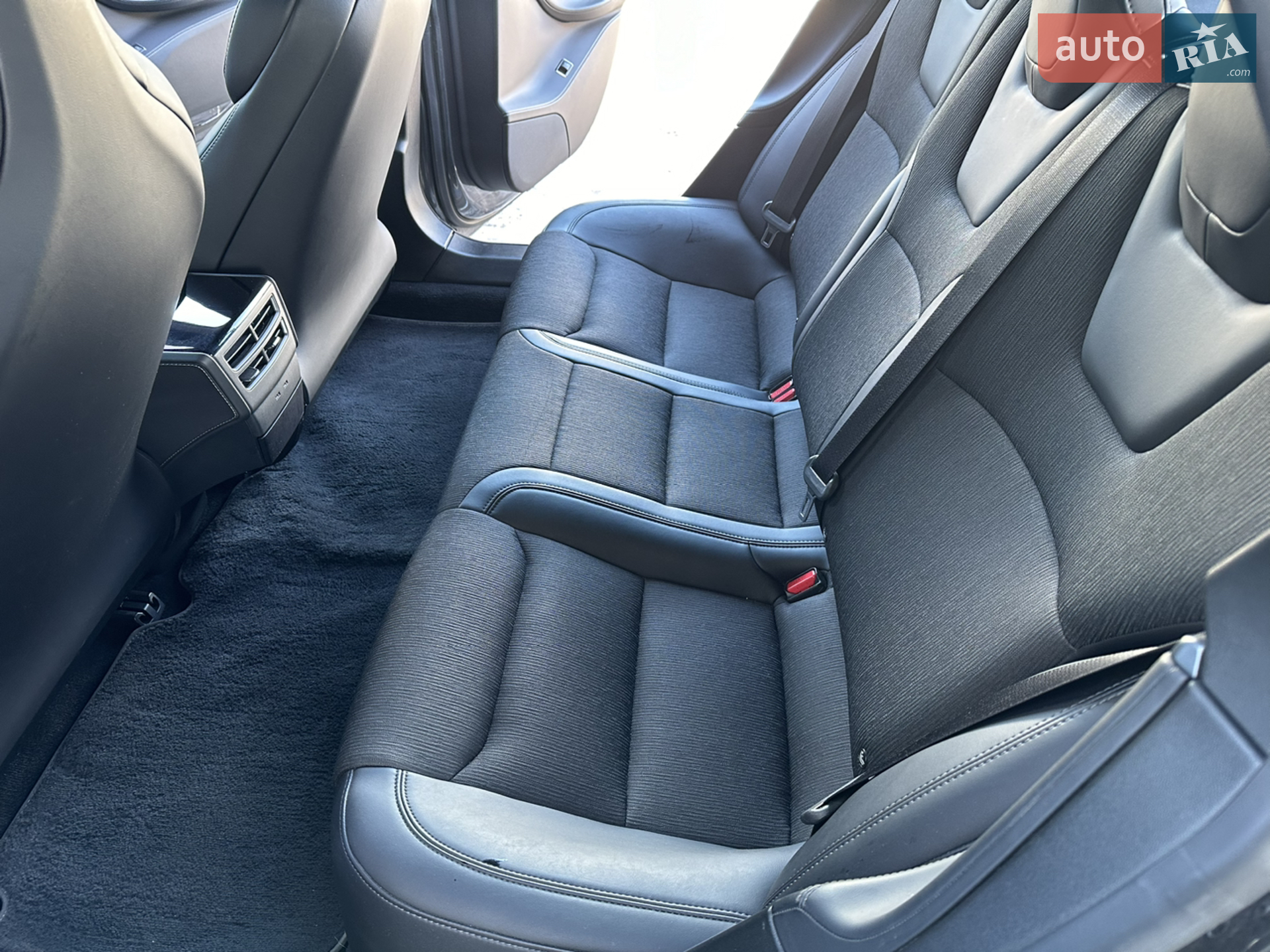 2018 Tesla Model S - мініатюра 13
