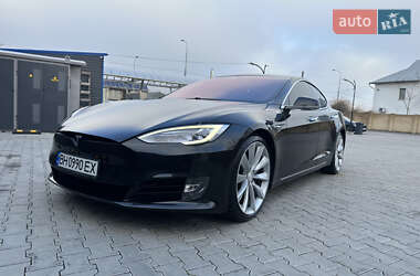 Ліфтбек Tesla Model S 2017 в Одесі