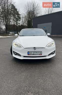 Лифтбек Tesla Model S 2014 в Тернополе