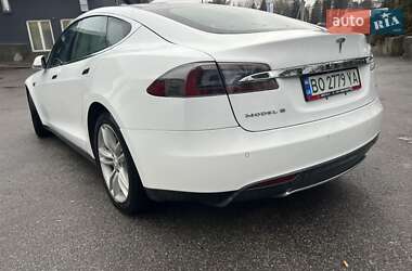Лифтбек Tesla Model S 2014 в Тернополе