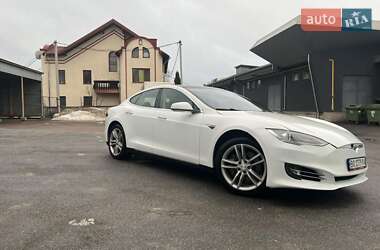 Лифтбек Tesla Model S 2014 в Тернополе