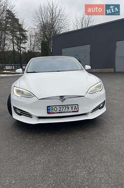Лифтбек Tesla Model S 2014 в Тернополе