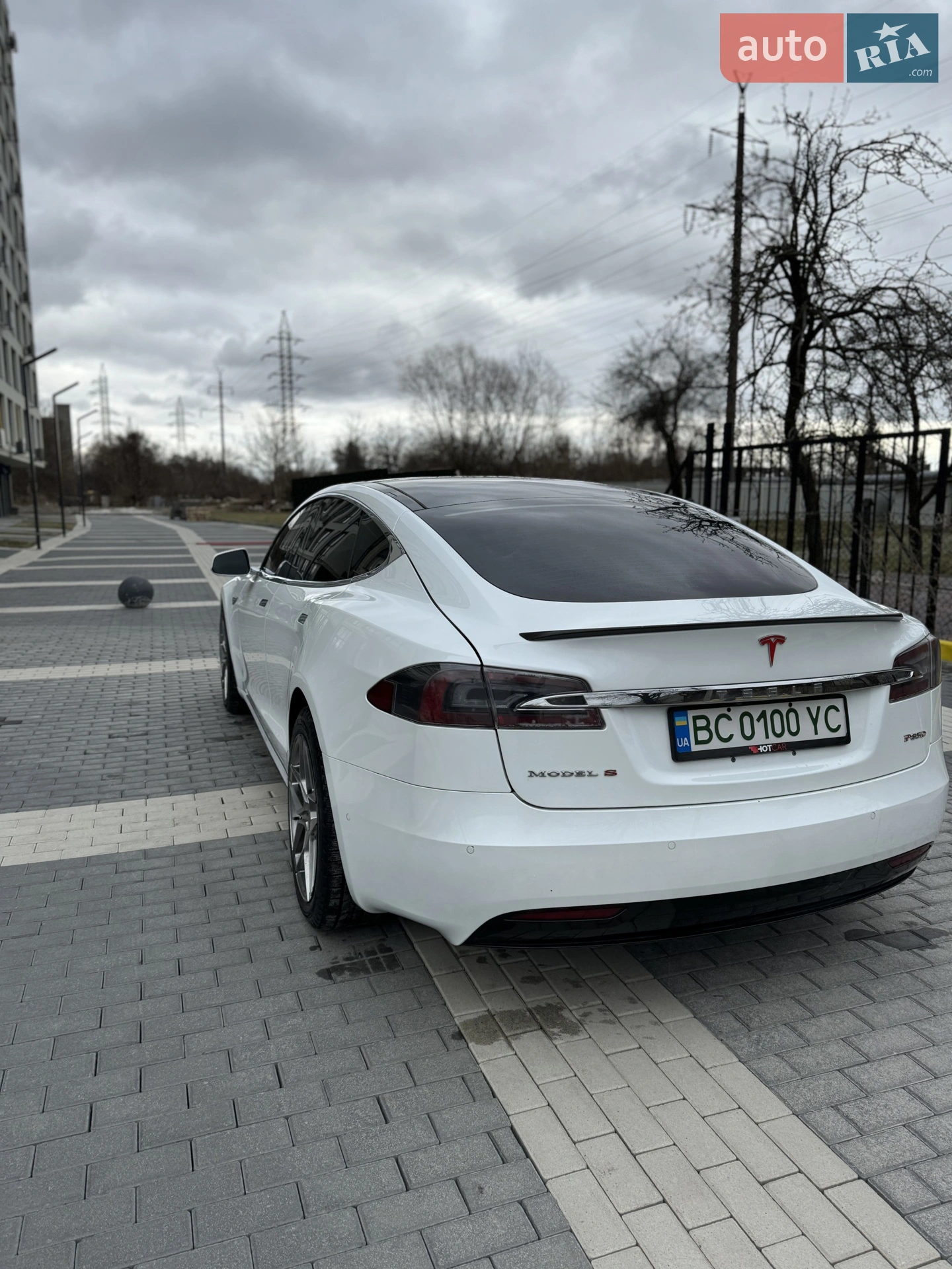 2014 Tesla Model S - мініатюра 2