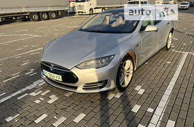 Лифтбек Tesla Model S 2013 в Ковеле