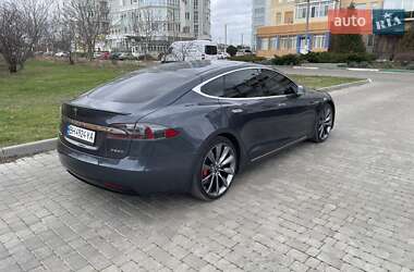 Ліфтбек Tesla Model S 2015 в Одесі