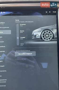 Ліфтбек Tesla Model S 2015 в Одесі