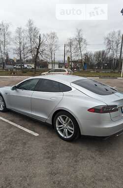 Лифтбек Tesla Model S 2014 в Житомире