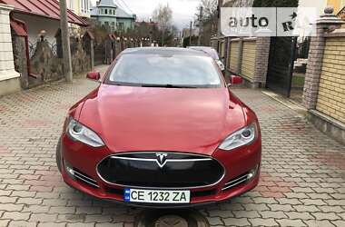 Ліфтбек Tesla Model S 2013 в Чернівцях