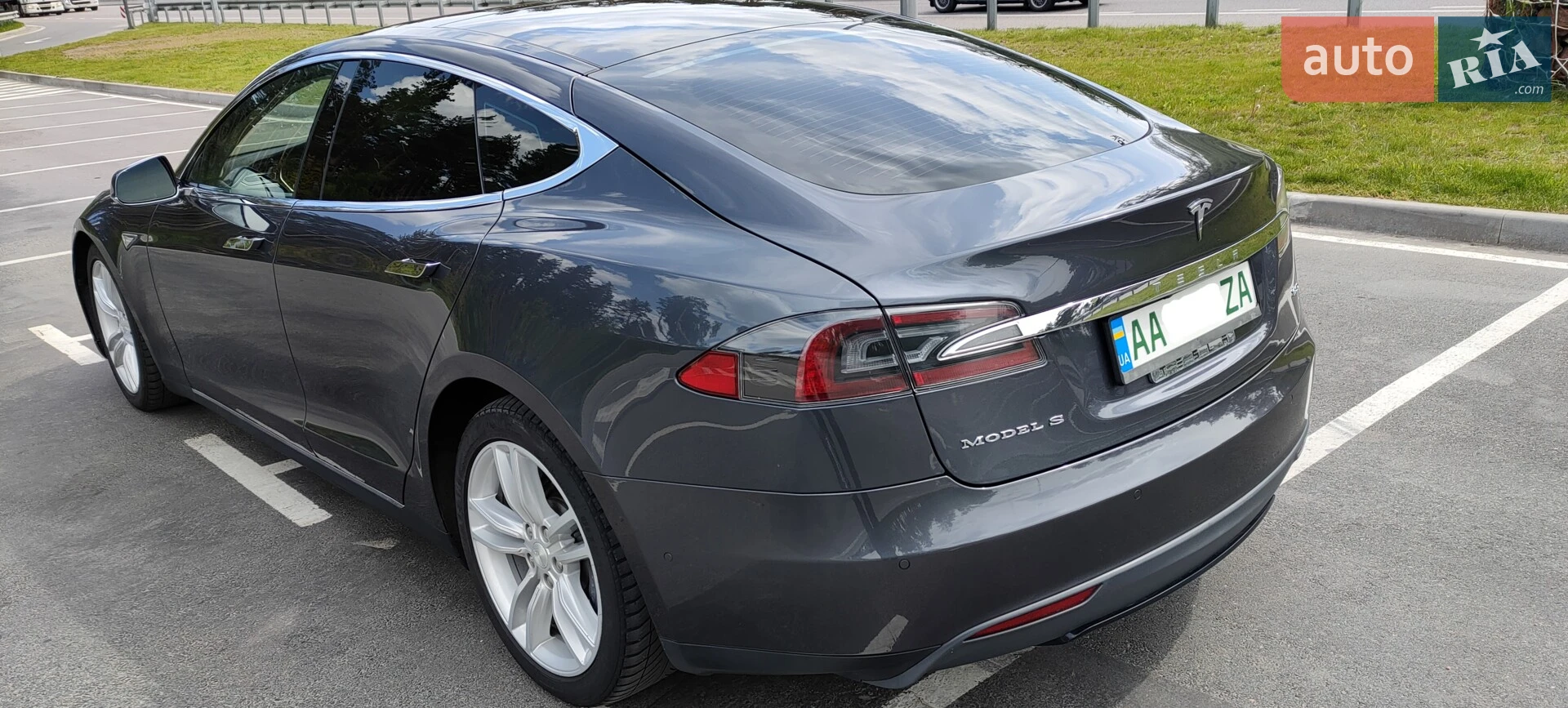 2015 Tesla Model S - мініатюра 5