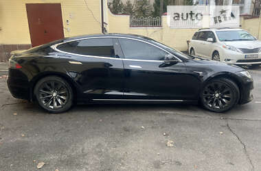 Ліфтбек Tesla Model S 2017 в Києві