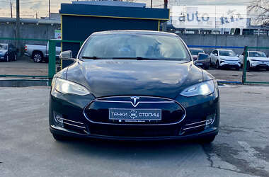 Ліфтбек Tesla Model S 2013 в Києві