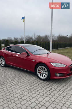 Лифтбек Tesla Model S 2014 в Львове