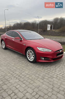 Лифтбек Tesla Model S 2014 в Львове