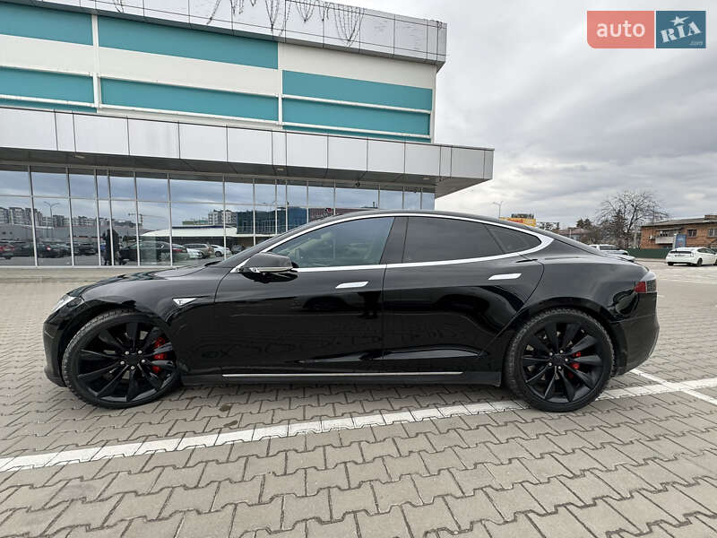 Ліфтбек Tesla Model S 2014 в Києві
