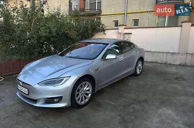Лифтбек Tesla Model S 2016 в Запорожье