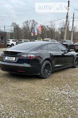 Ліфтбек Tesla Model S 2017 в Кременчуці