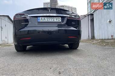 Лифтбек Tesla Model S 2018 в Киеве