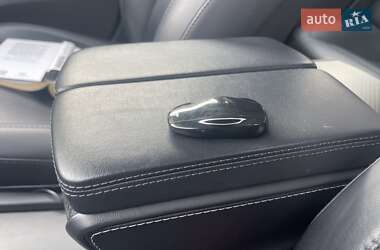 Лифтбек Tesla Model S 2018 в Киеве