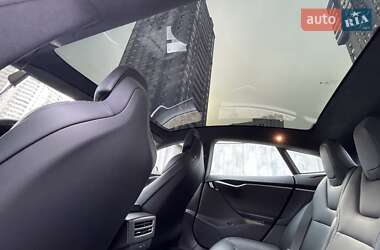 Лифтбек Tesla Model S 2018 в Киеве