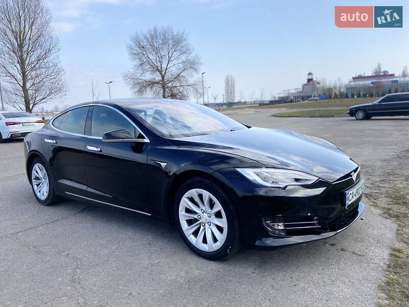 Лифтбек Tesla Model S 2018 в Черкассах фото 5 Лифтбек Tesla Model S 2018 в Черкассах