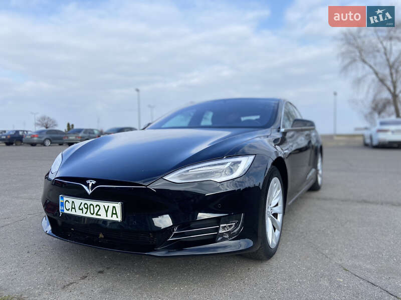 Лифтбек Tesla Model S 2018 в Черкассах фото 6 Лифтбек Tesla Model S 2018 в Черкассах