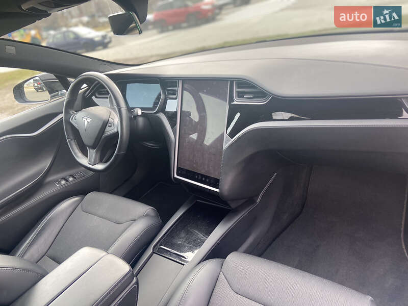 Лифтбек Tesla Model S 2018 в Черкассах фото 13 Лифтбек Tesla Model S 2018 в Черкассах