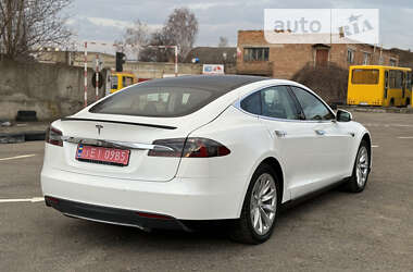 Лифтбек Tesla Model S 2013 в Дубно