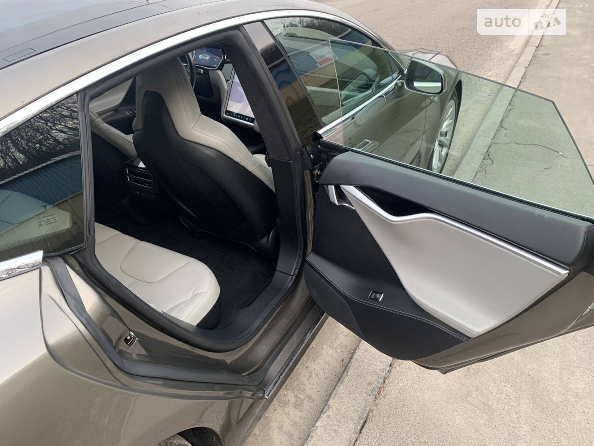 2016 Tesla Model S - мініатюра 11