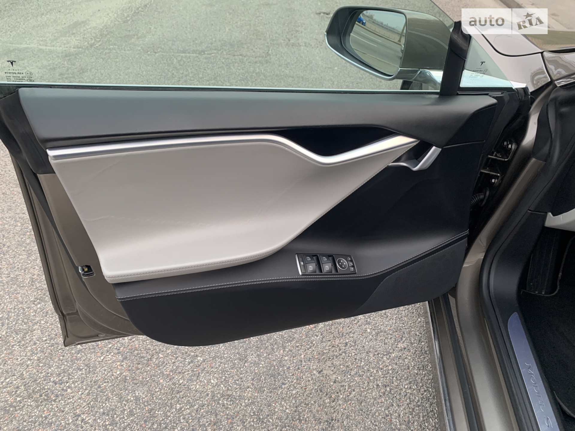 2016 Tesla Model S - мініатюра 17
