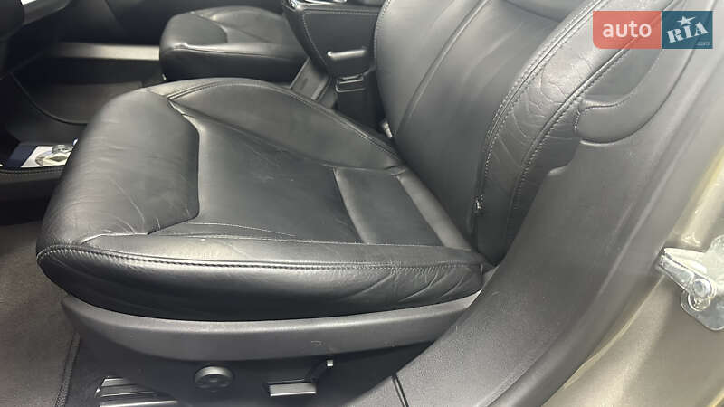 Лифтбек Tesla Model S 2015 в Ивано-Франковске фото 17 Лифтбек Tesla Model S 2015 в Ивано-Франковске