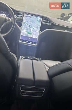 Лифтбек Tesla Model S 2015 в Ивано-Франковске фото 15 Лифтбек Tesla Model S 2015 в Ивано-Франковске