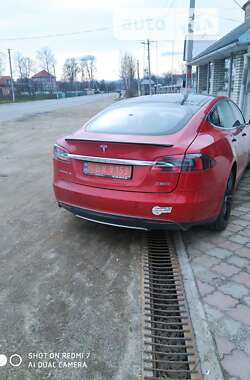 Ліфтбек Tesla Model S 2015 в Коломиї