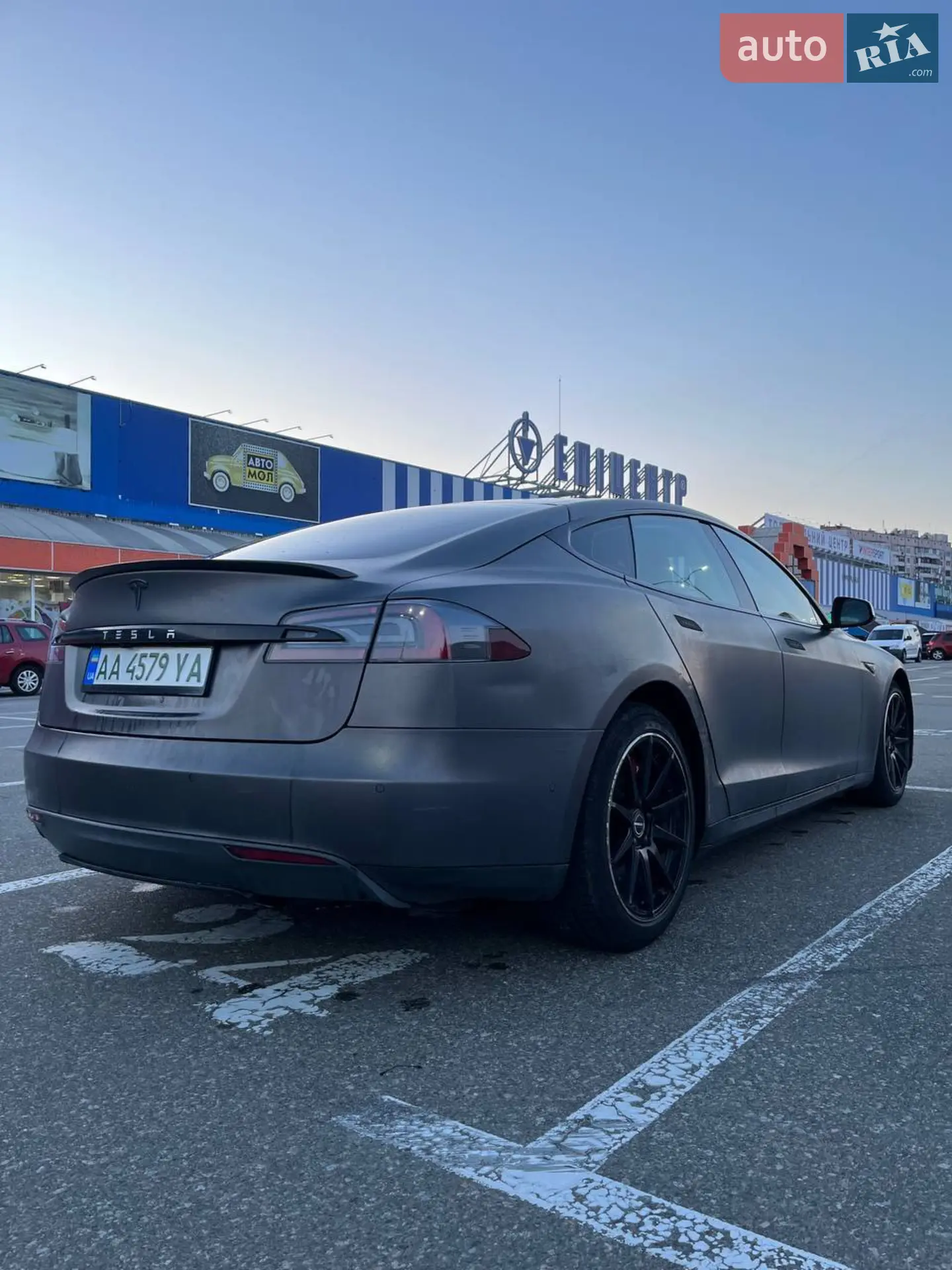 2015 Tesla Model S - мініатюра 11