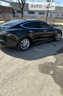 Лифтбек Tesla Model S 2014 в Ивано-Франковске