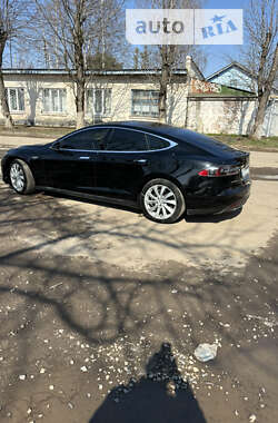 Лифтбек Tesla Model S 2014 в Ивано-Франковске